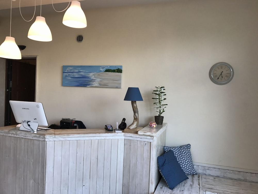 Fiumicino Airport B&B Deluxe Exterior photo